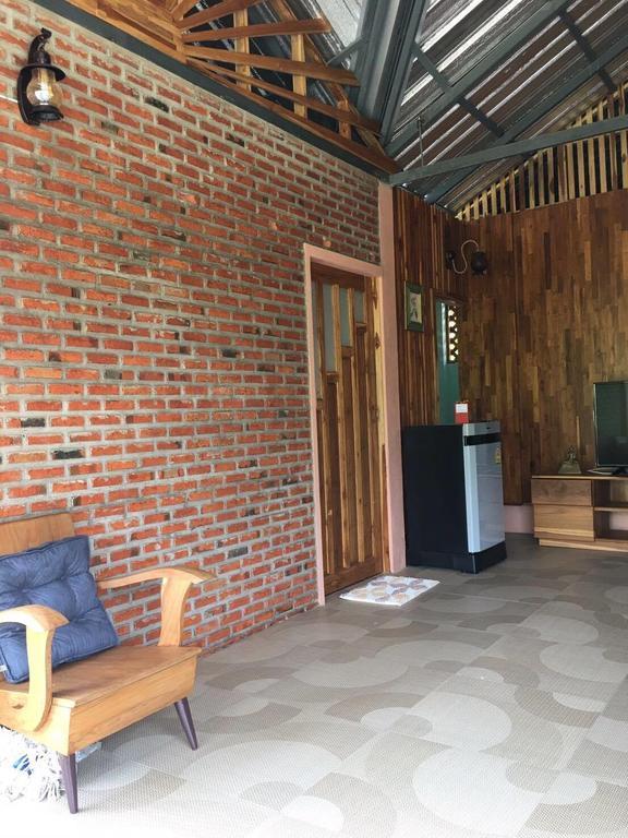 Saduemuenghomestay Phrae Exteriör bild